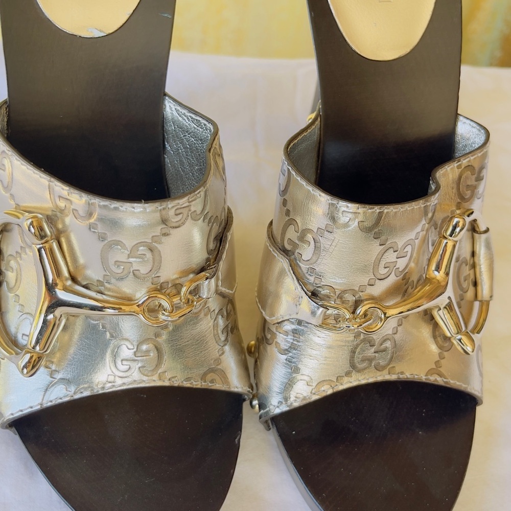 Gucci Metallic Silver High Heel Sandals - Picture 4 of 4